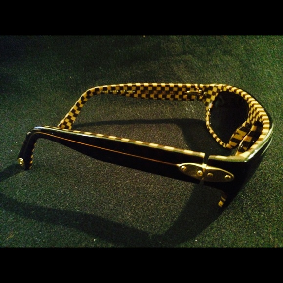 Louis Vuitton Sunglasses - Handmade in France - Picture 4 of 16